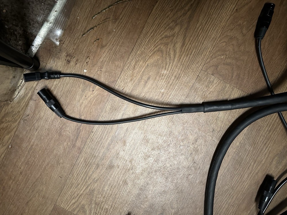 2 accu cable audio data power cord