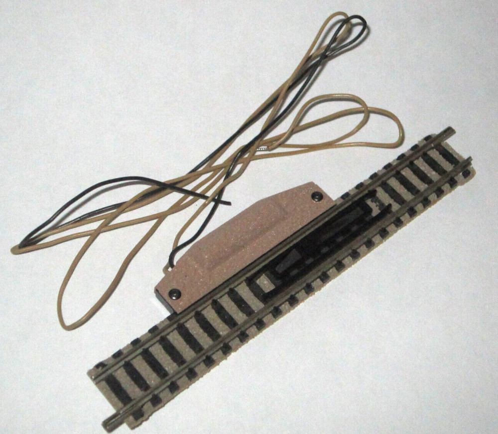 FLEISCHMANN 9112 N PICCOLO ELECTRICAL UNCOUPLING TRACK UNCOUPLER 111mm C 9114