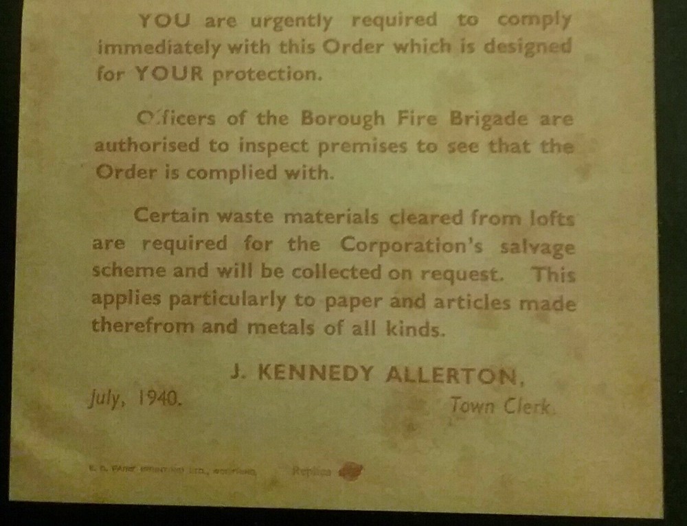 LEAFLET POSTER ON AIR RAIDS FIRE PRECAUTIONS IN 1940 , HISTORY , BLITZ , WAR