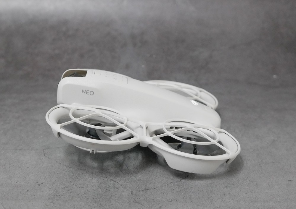 DJI Neo Drone DN1A0626 BROKEN