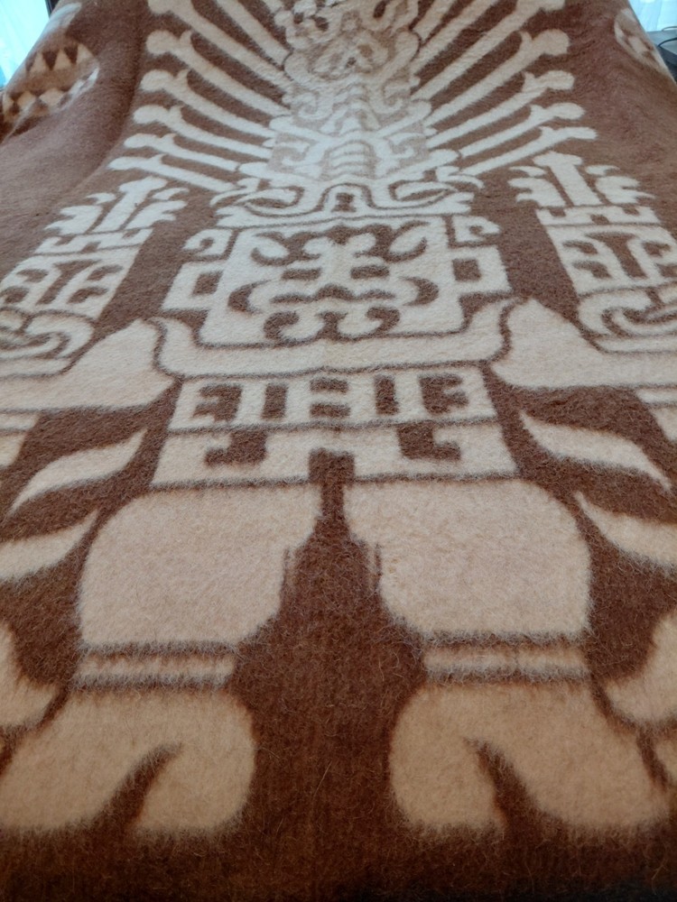 Vintage Peruvian Wool Blanket Reversible Inca Design 62" x 82" VGUC