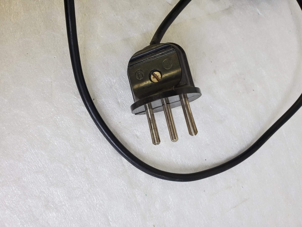 Vintage Leitz Wetzlar Binocular Microscope 736143 w/ 4 Objectives