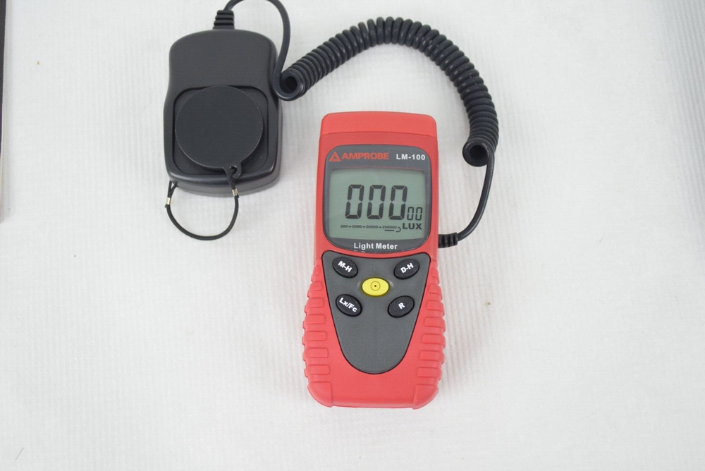 Amprobe LM-100 Light Meter with Sensor and Cap