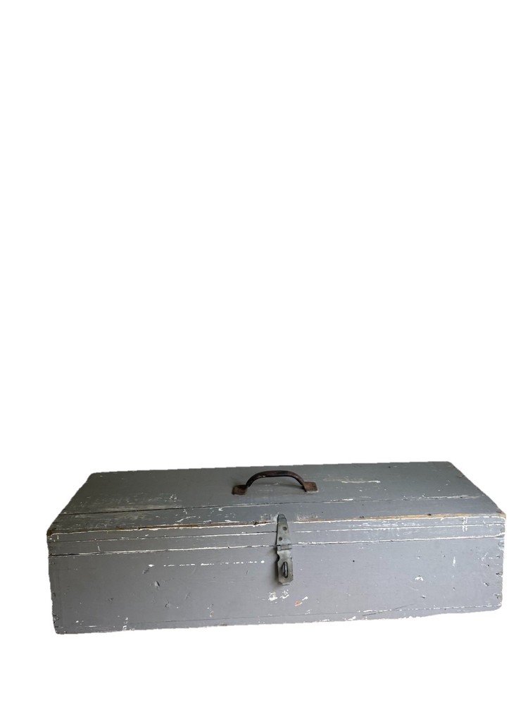 Vintage Rustic Painted Wood Carpenter Tool Storage Box Chest Trunk with Lid
