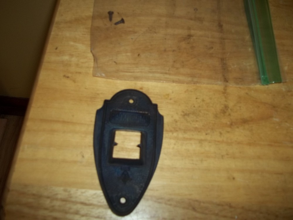 Radiotrope Apex Model # ? Dial Escutcheon