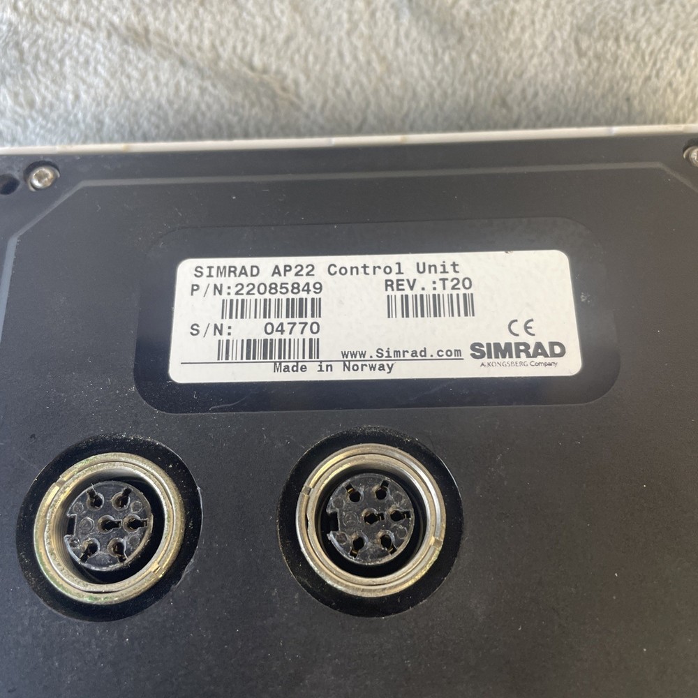 Simrad AP22 Autopilot Control Head Unit With Suncover