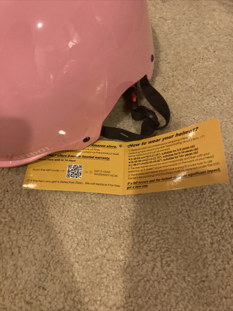 pink kids skakeboard helmet Size Medium