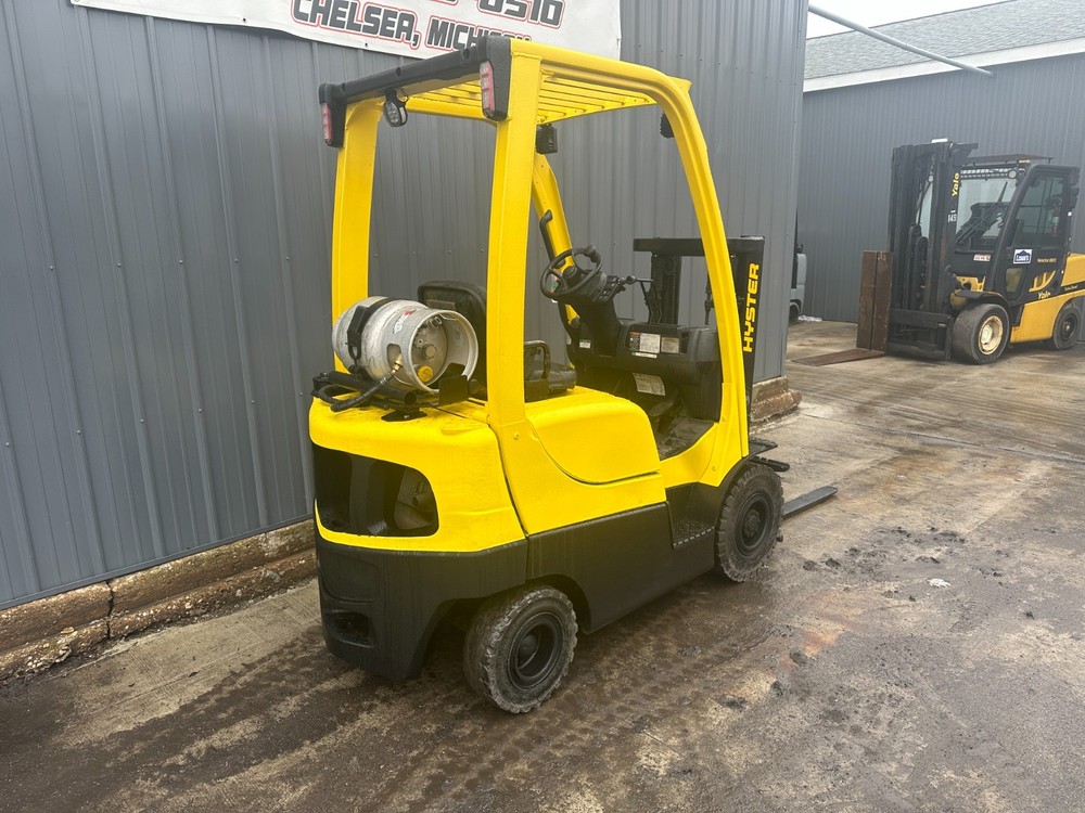 Hyster 30FT 3,000lb Capacity