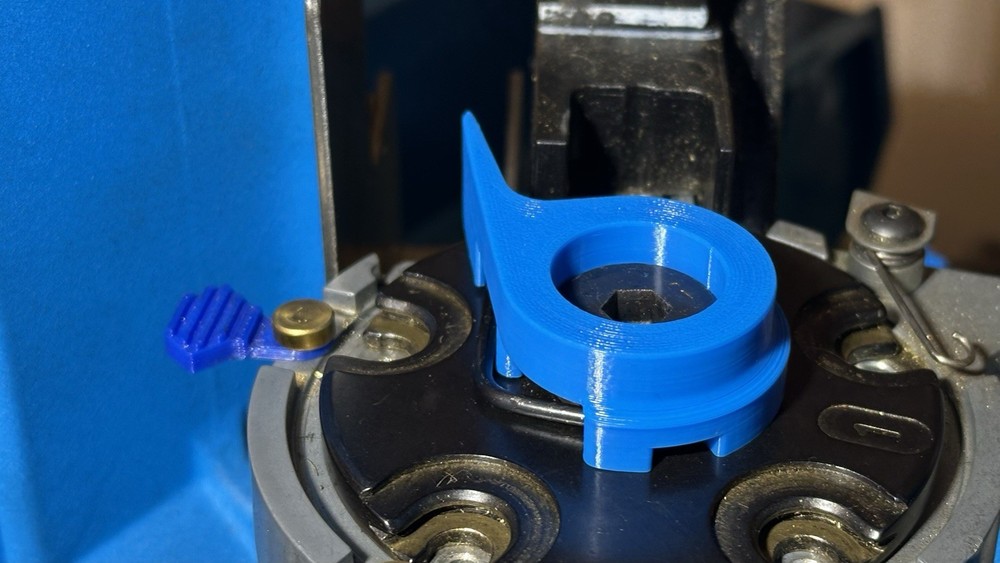 Dillon BLUE XL650/750 Anti-Tip Case Ejector System For Shellplate Bearing