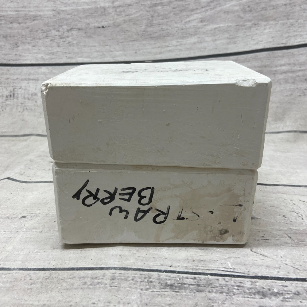 Unbranded Ceramic Casting Mold L-Strawberry