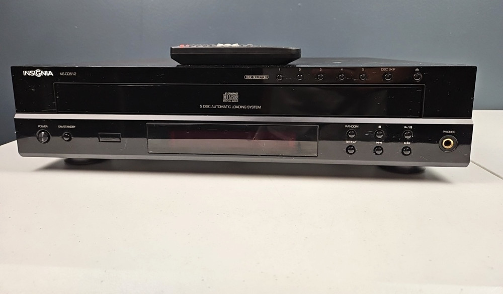 Insignia NS-CD512 5 Disc Auto Load System CD Changer Player with Remote
