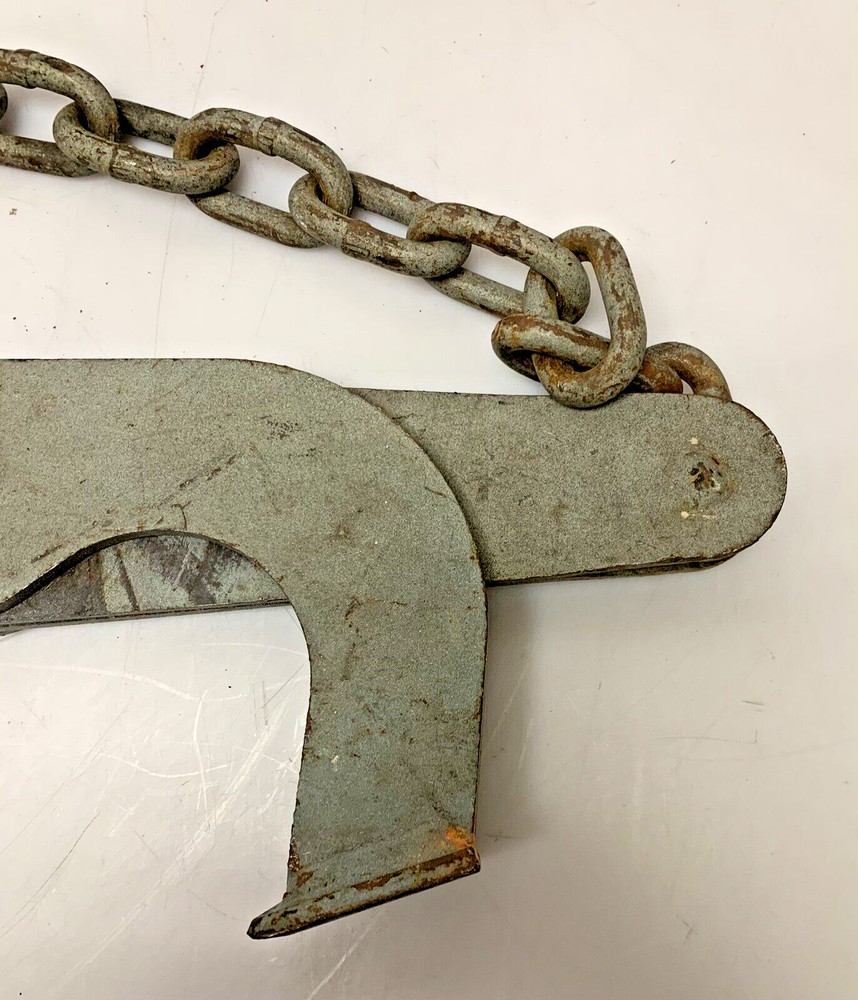 Lot Of 2 Pallet Puller