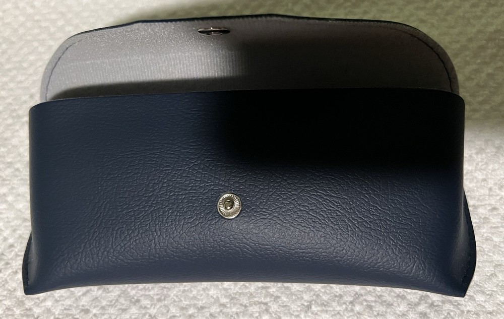 NEW COLE HANN EYEGLASS SNAP CASE