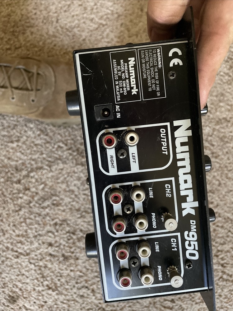 NUMARK DM-950 DJ MIXER