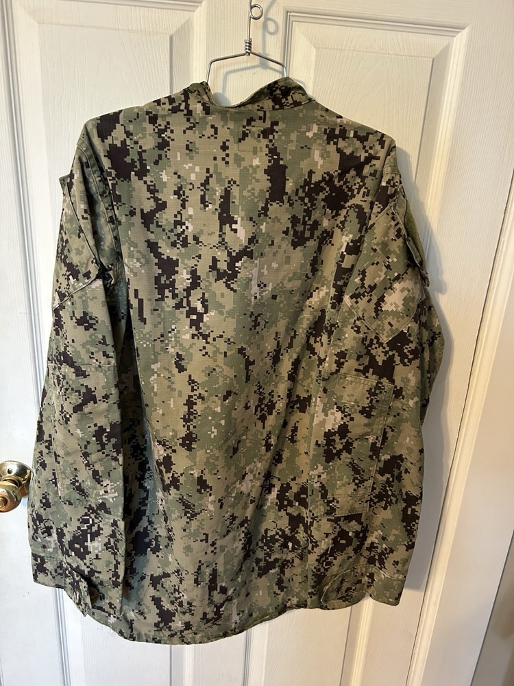 U.S. Navy Medium XX-Long Working Uniform Blouse Type III
