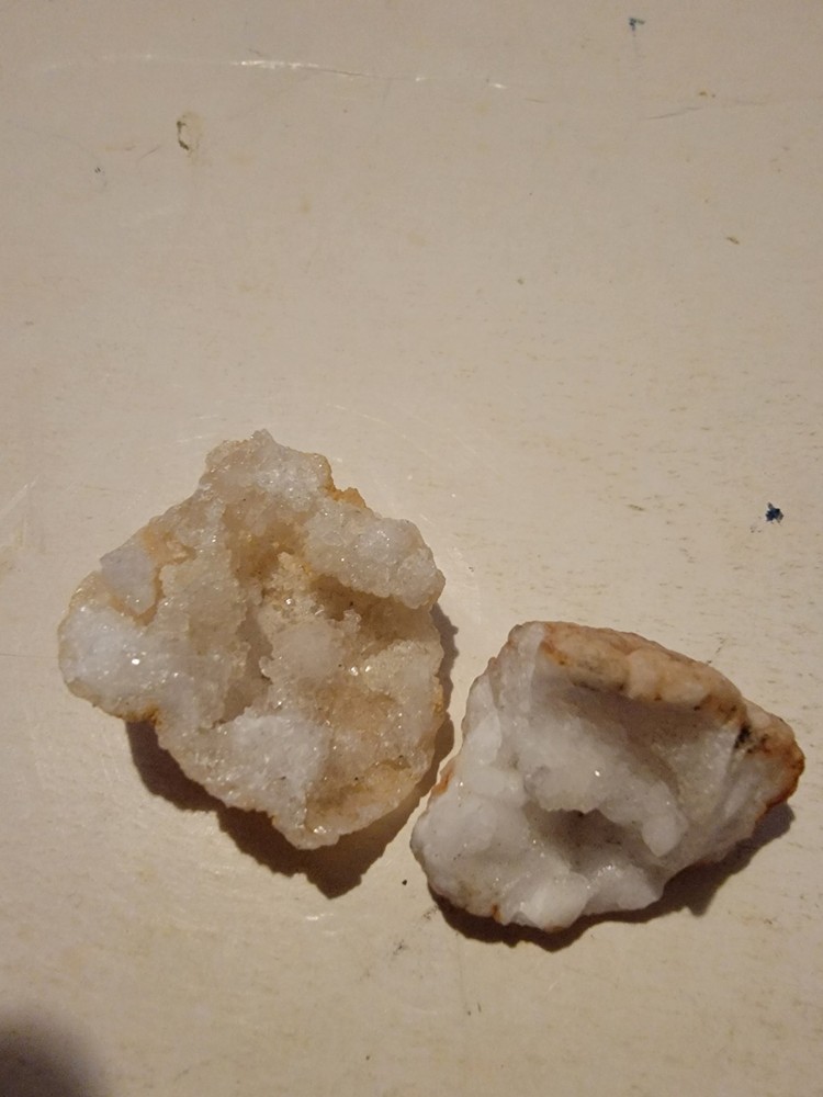 2 Quartz Crystals Geodes Rocks Small Calcite