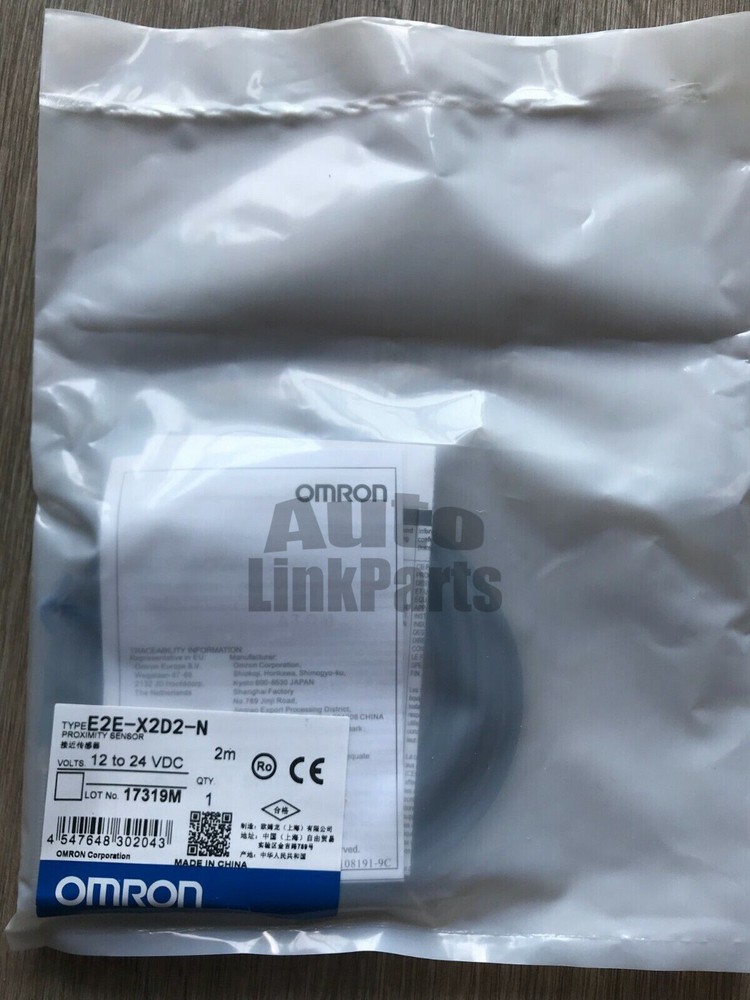 1PCS New Omron E2E-X2D2-N Proximity Sensor E2EX2D2N
