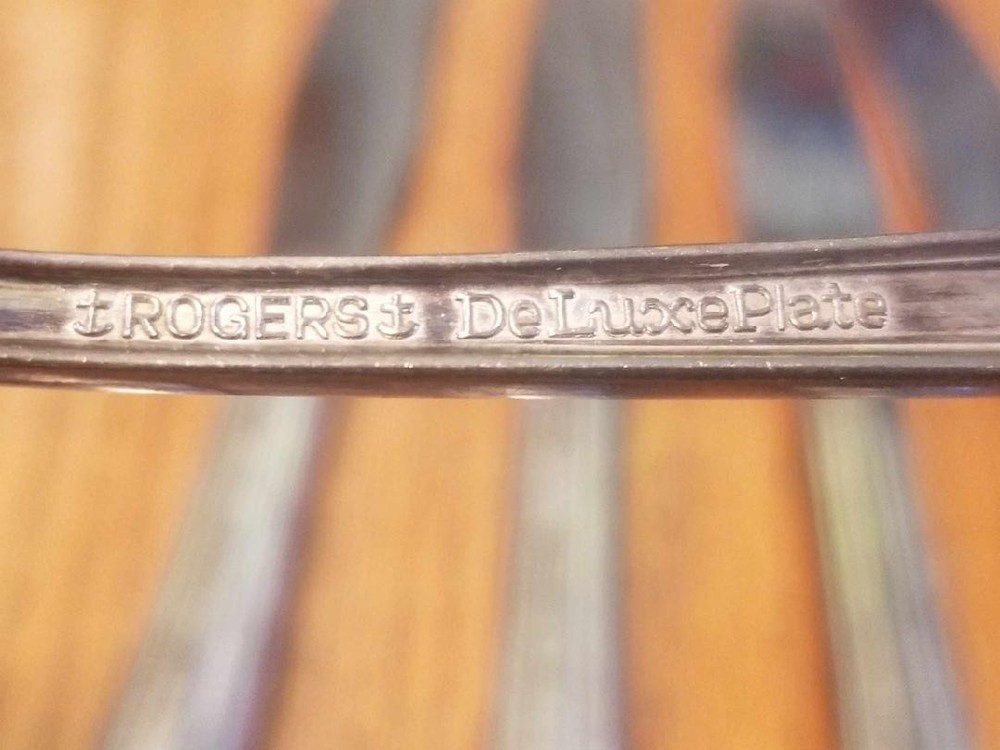 Roger's Deluxe Flatware Lot