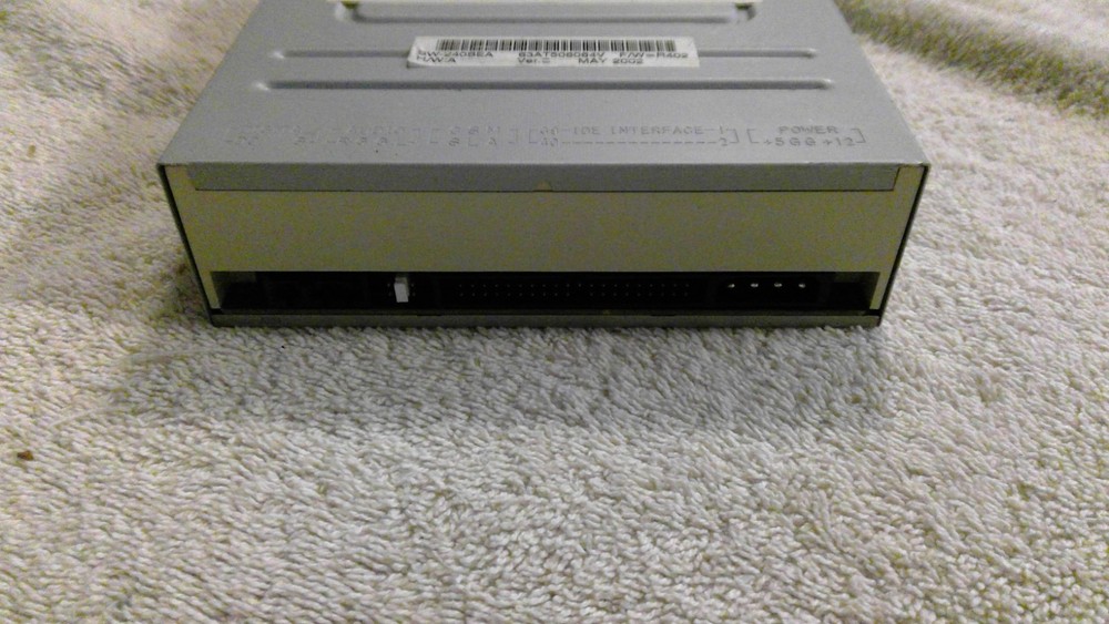 Samsung CD-Rewritable SW-240