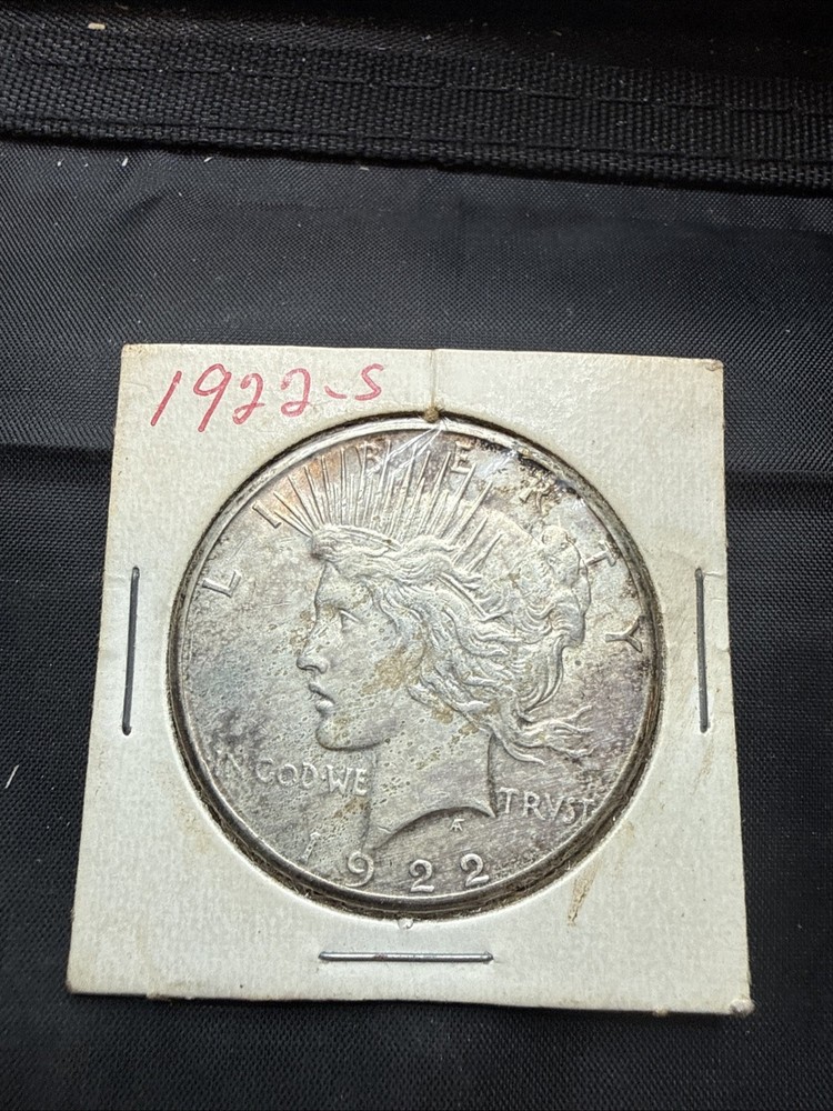 1922-S SILVER Peace Dollar - VG+