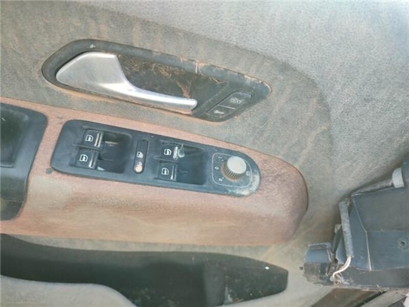 rear window control panel rh for VOLKSWAGEN AMAROK 104181