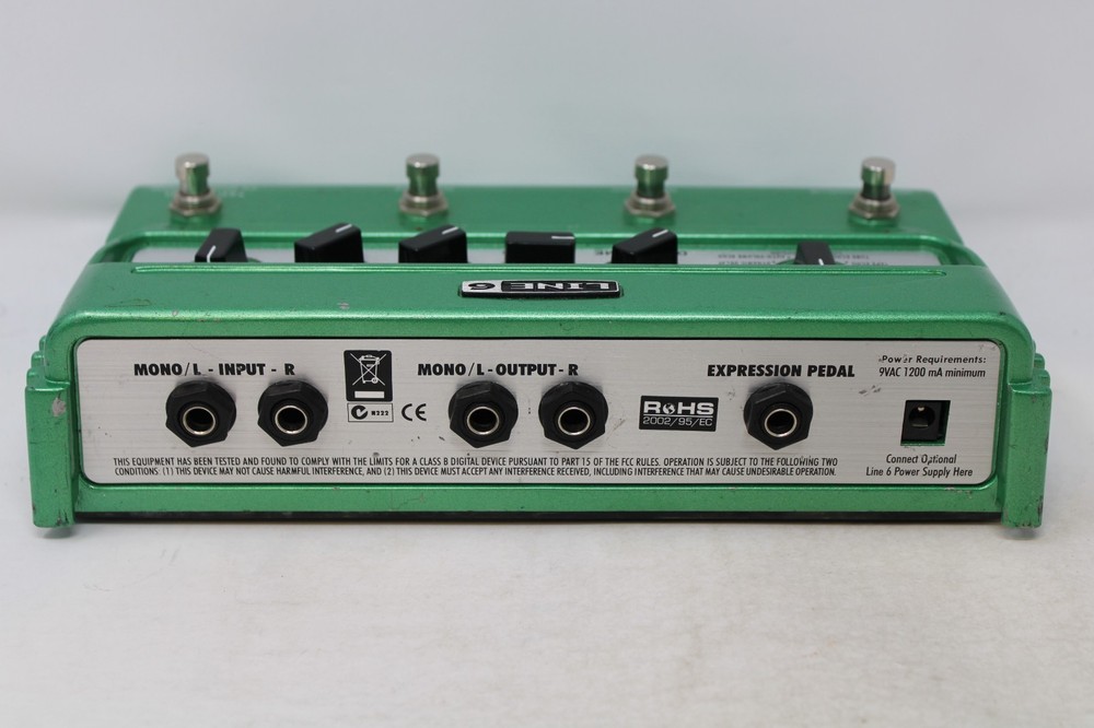 Line 6 DL4 Digital Delay Modeler Looper Guitar Multi Effect Pedal Unit Only