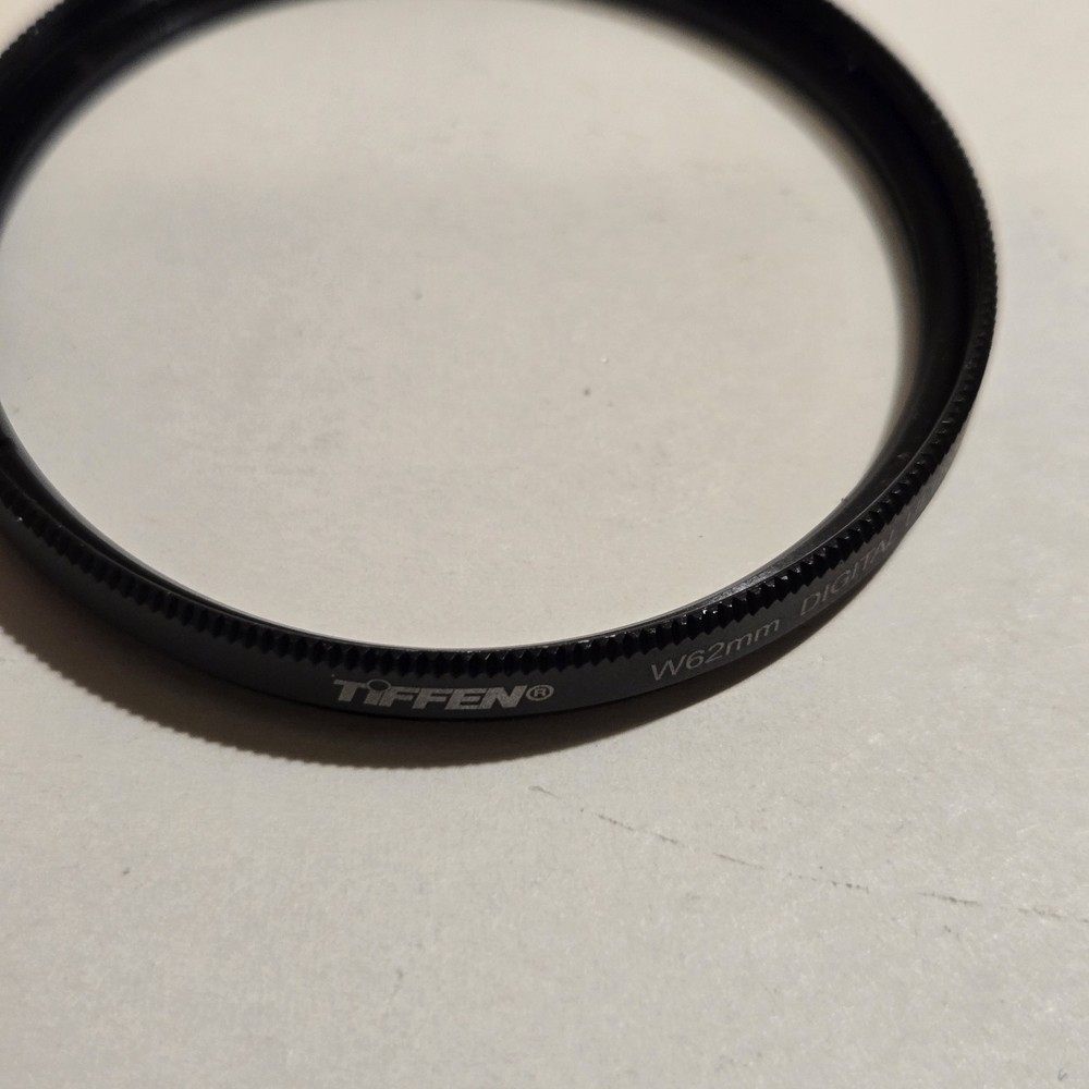 Tiffen W62mm Digital Ultra Clear filter Bundle