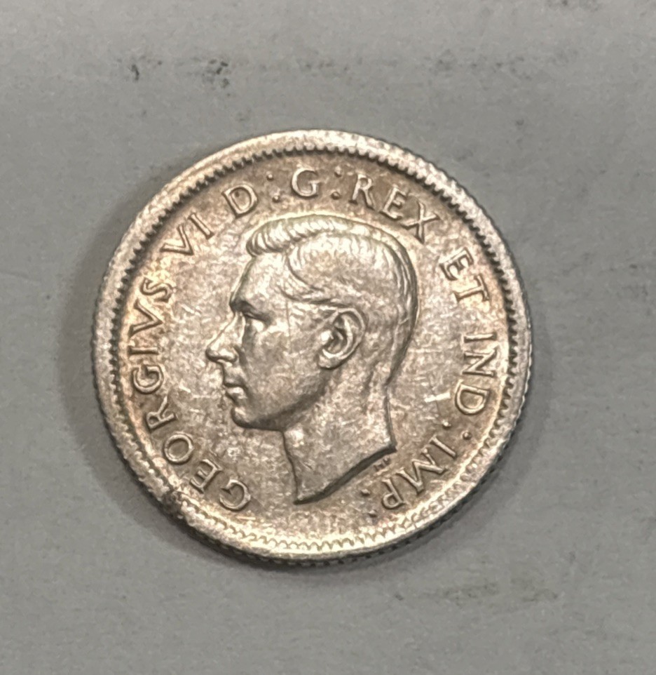 1938 Canadian 10 Cent Silver Coin! ENN Coins