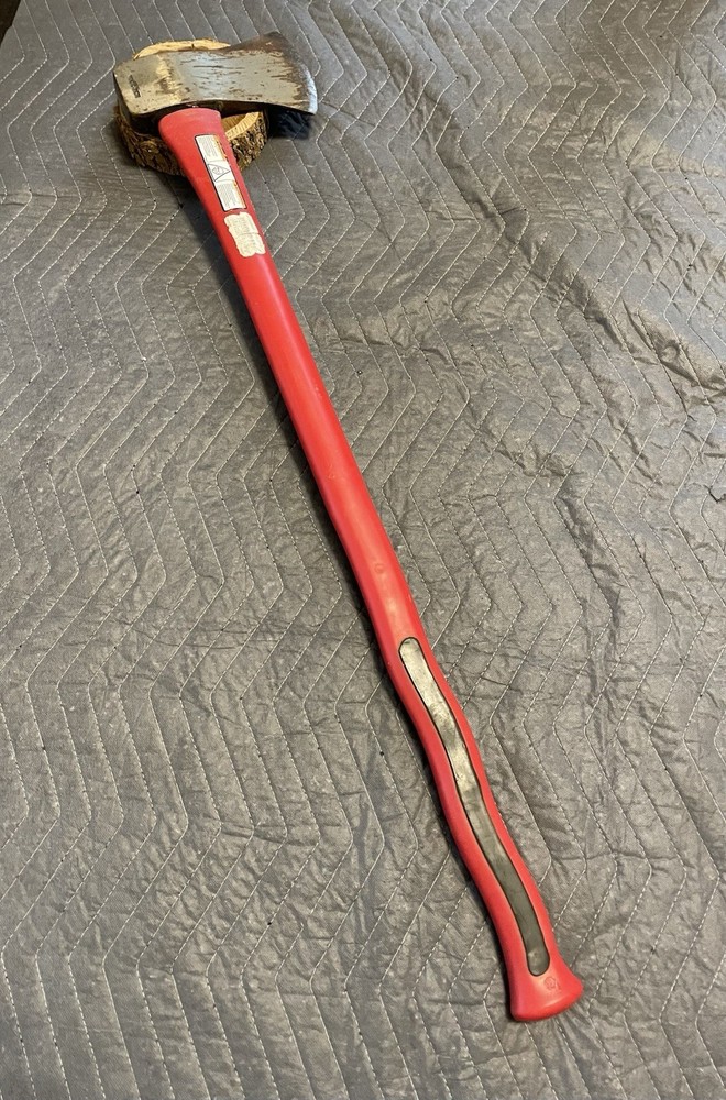 True Temper Axe With Fiberglass Handle