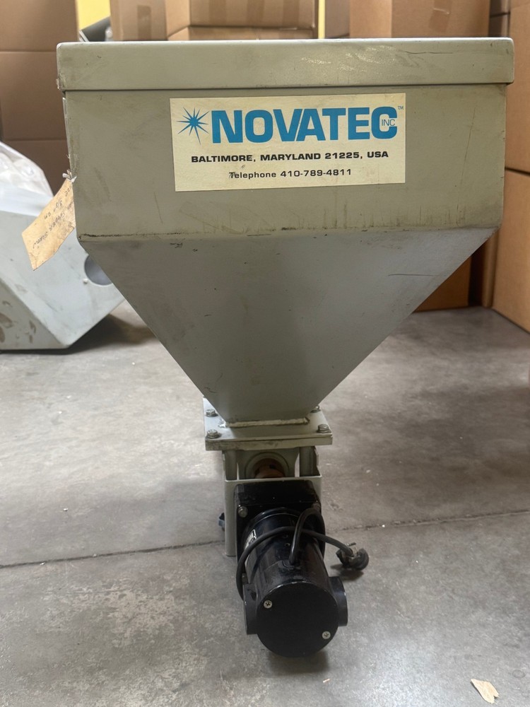 Novatec Color Master Batch Mixer 110V Injection Molding Machine.