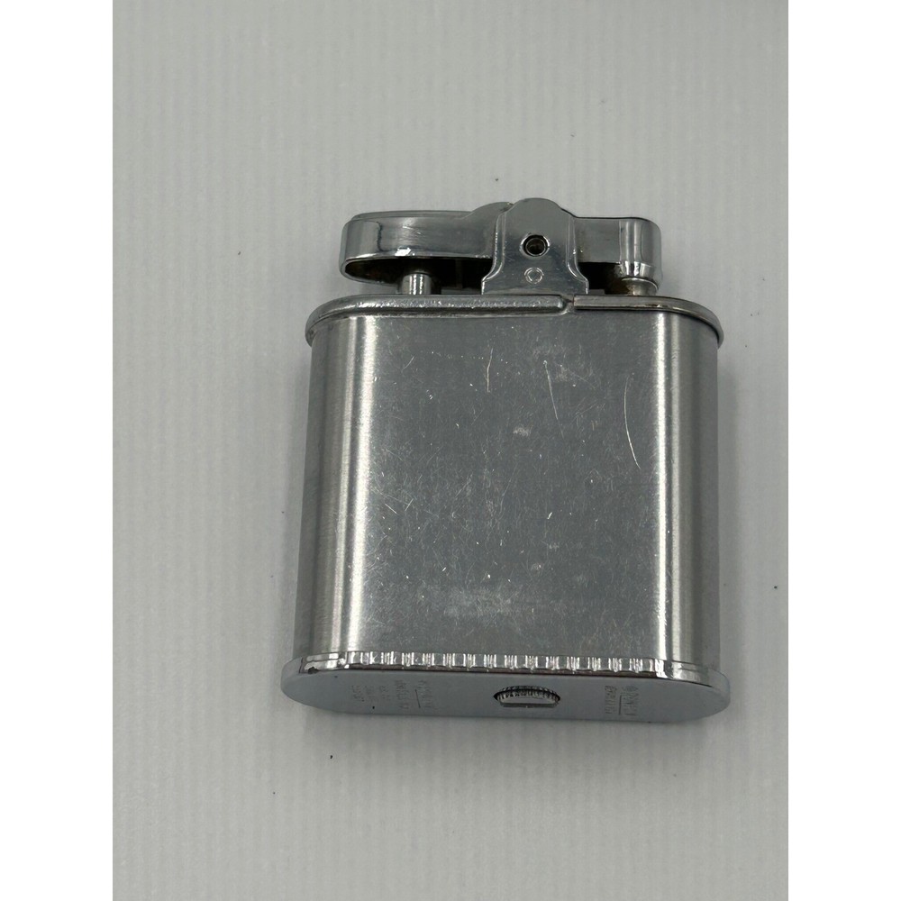 Vintage Ronson Standard Silver Tone Lighter Engraved Heraldic Crest with Case