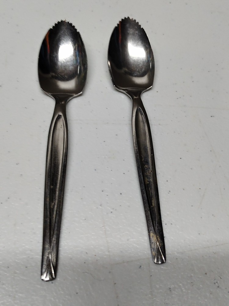 Two Jagged Edge Spoons Great For Grapefruit