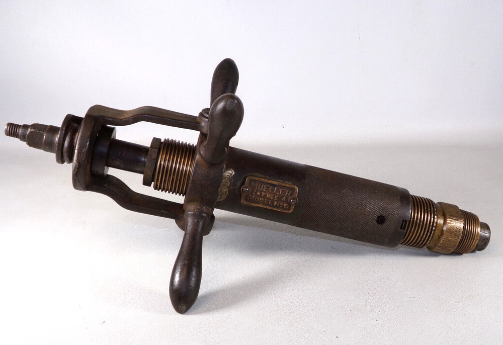 Mueller E4 Model No. 5 Drilling Machine