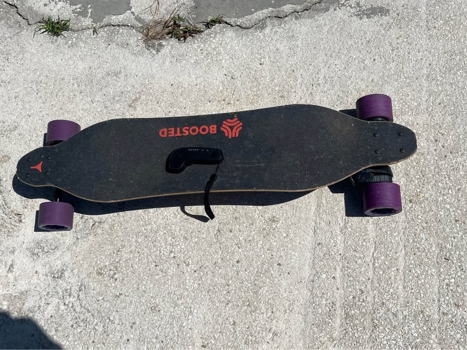 Boosted Board V2 Dual – Extended Range Bundle 2x🔋⚡