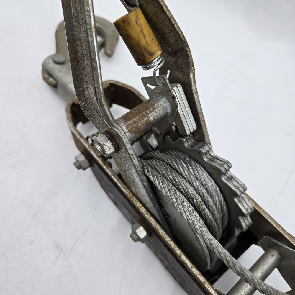 Heavy-Duty Mini Hand Cable Puller - Capacity: Pulling 7400 lbs Lifting 4000 lbs