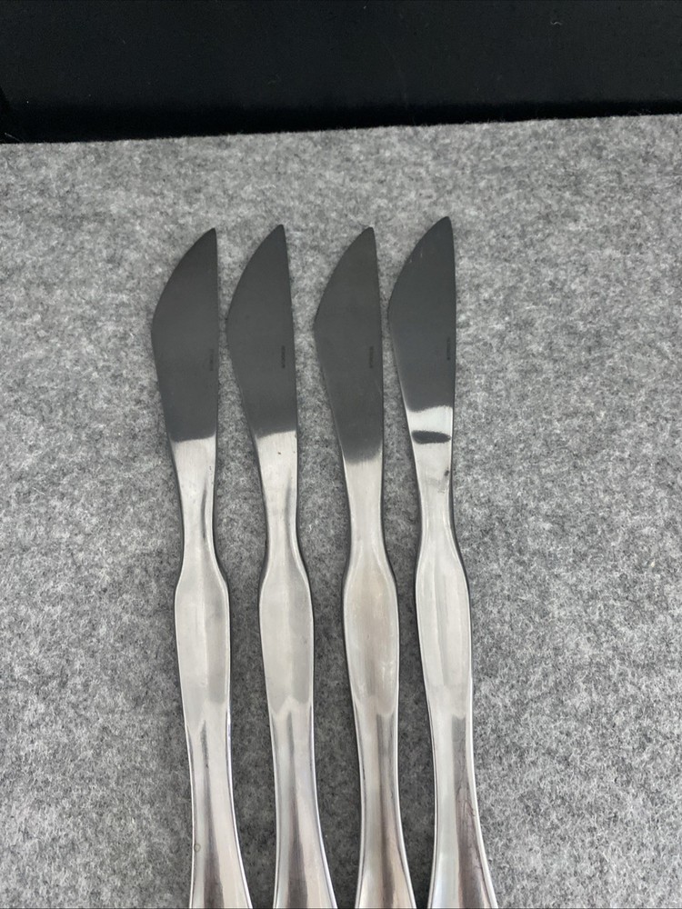 4 Retroneu 18/10 Stainless SILHOUETTE Flatware Modern Solid Knives