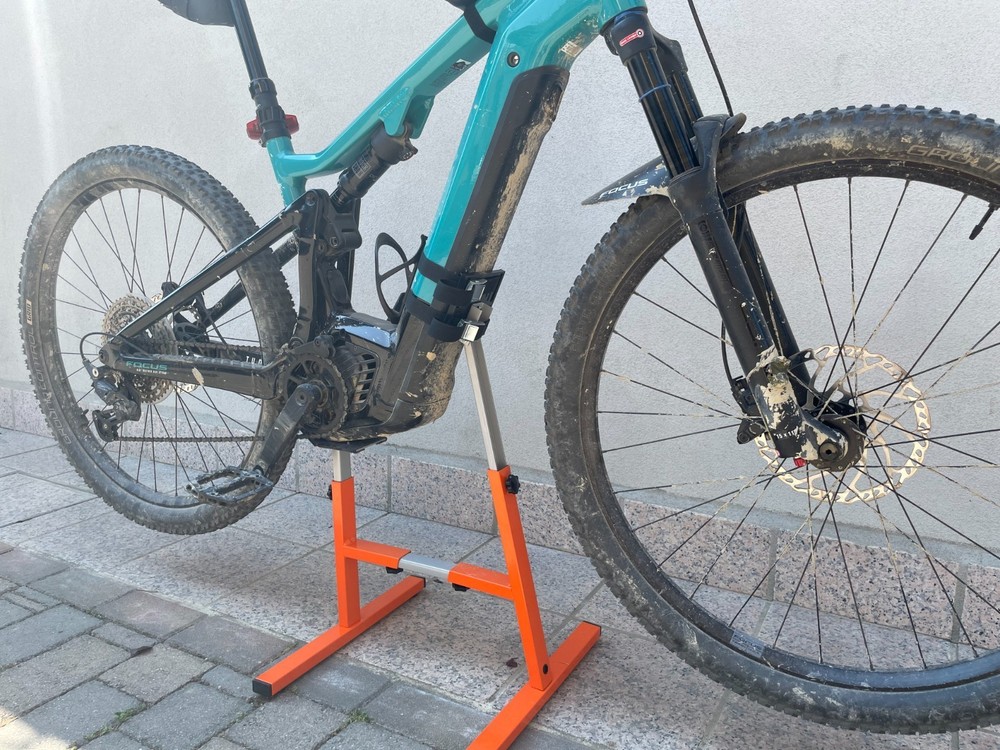 Universal Adjustable Extendable Central Maintenance Stand Emtb