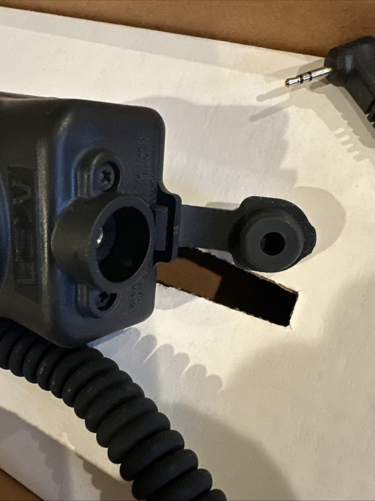 MSA CLEARCOMMAND HCS HELMET COMMUNICATION SYSTEM BASIC PTT 10061630