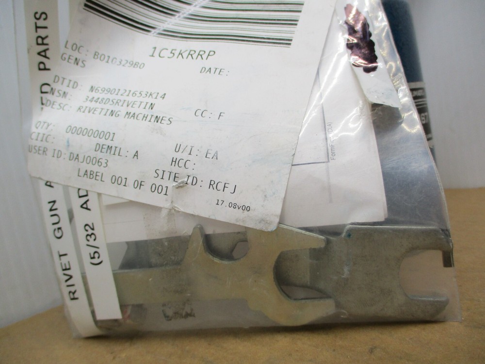CENTRAL PNEUMATIC 167 AIR HYDRAULIC RIVETER