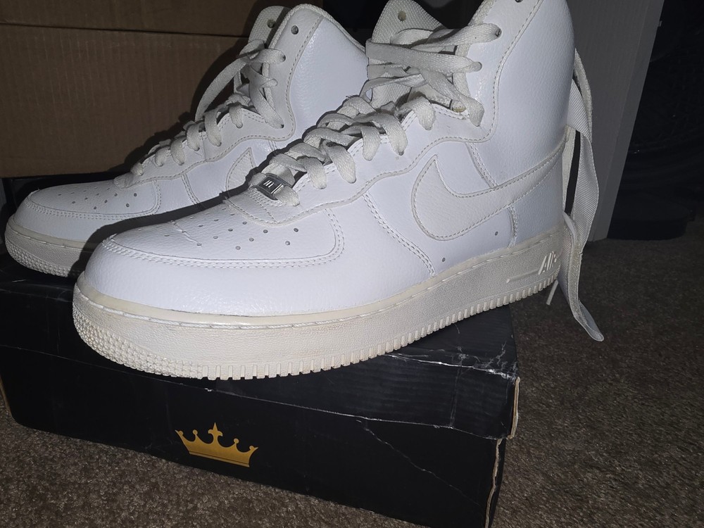 Size 10 - Nike Air Force 1 '07 High White