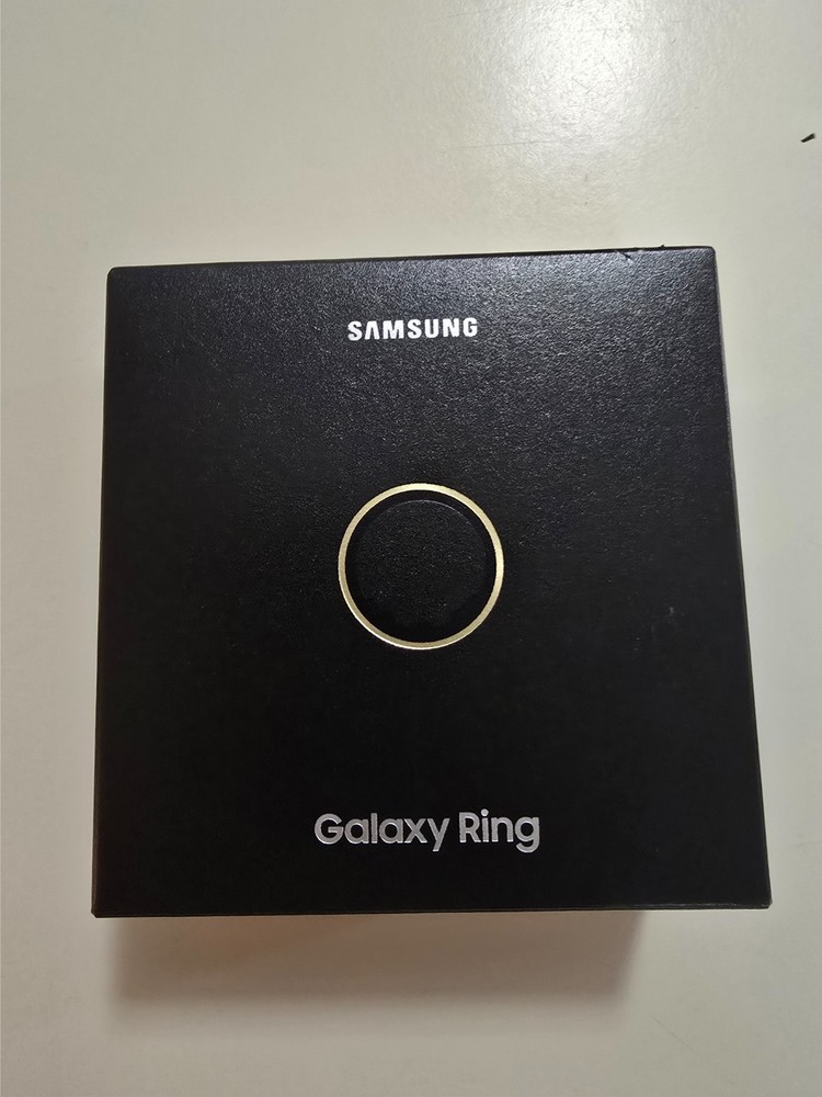Samsung Galaxy Ring - Size 7 - Titanium Gold