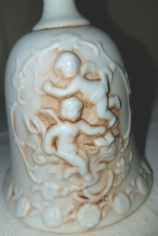 Bell 5" LEFTON Egg Shell White Bisque Raised Relief Cherubs On Front Vintage