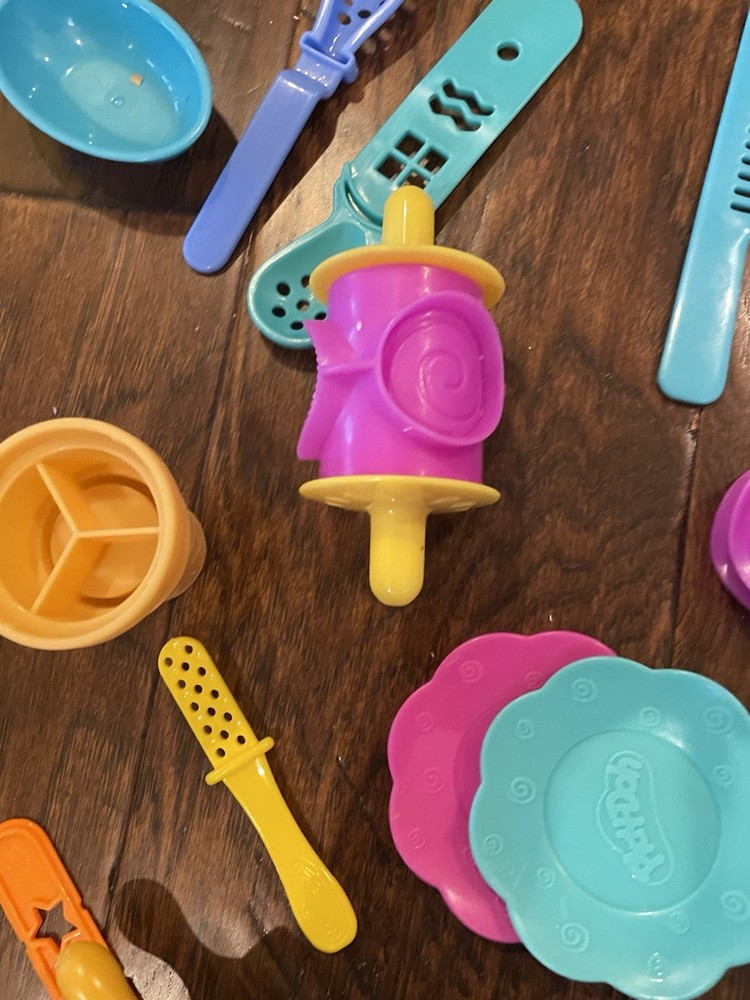 Crayola Mega Pack Doh W/Extras