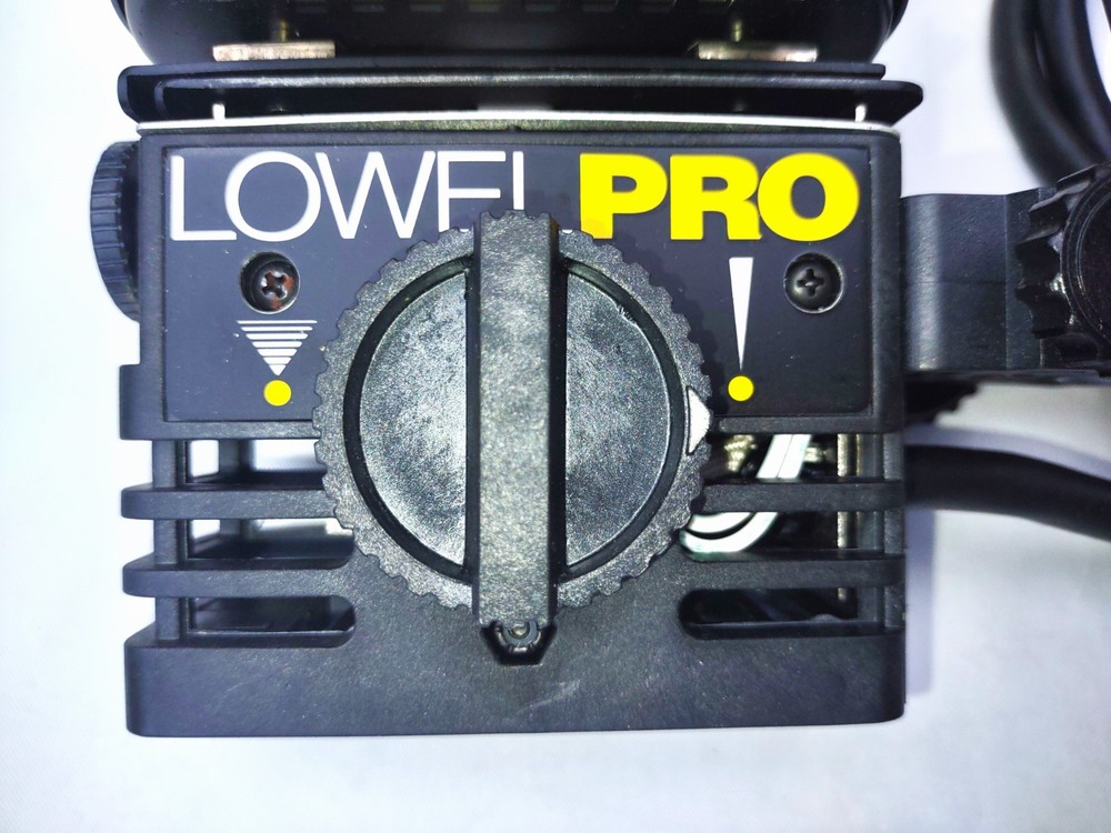 Lowel Pro-Light Focusing Flood Light