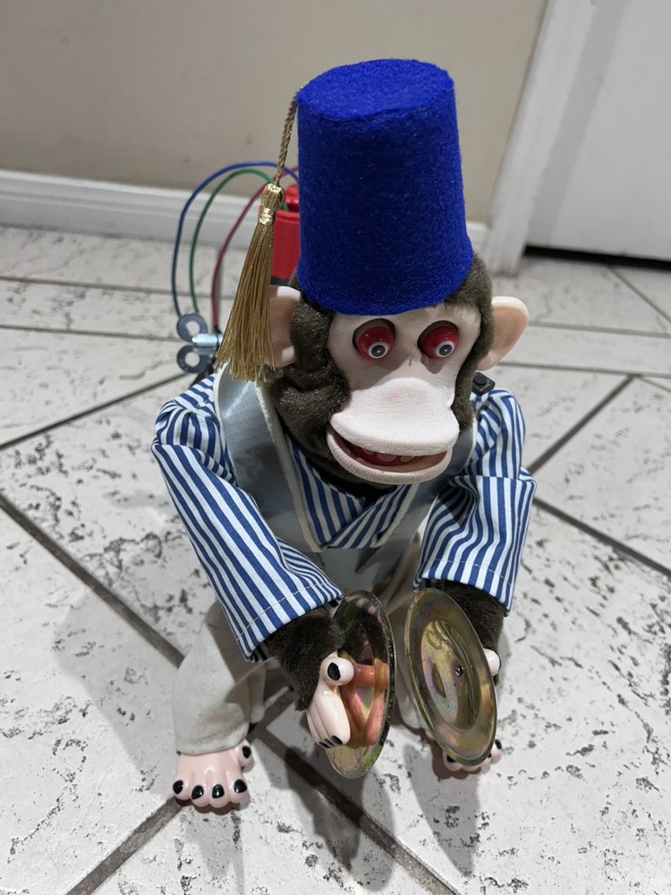 Upgrade Arcade Talking Monkey Bomb® Prop Life Size Figure