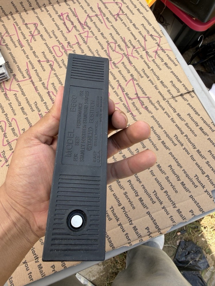 Stanley Bostitch Stapler Model B440, WORKS GREAT,m