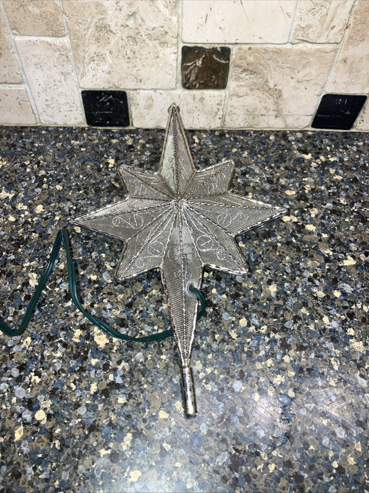 Christmas Tree Topper  Star  needs bulb