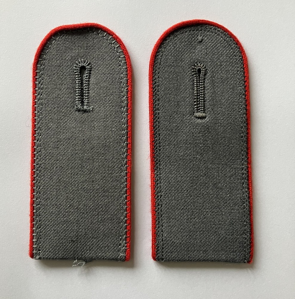 Bundeswehr Artillery Soldat shoulder straps