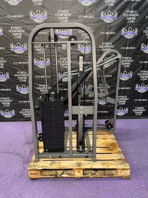 Nautilus OG 2ST Incline Chest Press 330 Lb Stack - Private Owned - Clean