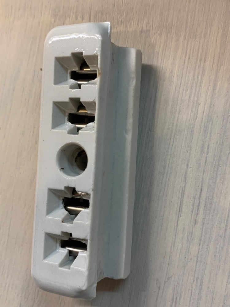 Dacor ECC Cooktop Ceramic Terminal Block 13020